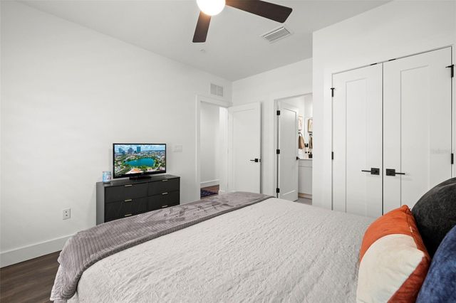 865 S 6 AVENUE S 17, St Petersburg, FL 33701