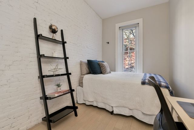 81 Waltham St 3, Boston, MA 02118