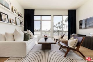 6001 Carlton Way PH410, Los Angeles, CA 90028