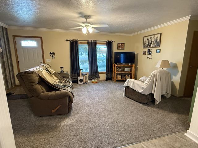 8 BERNWOOD Drive, Mckean, PA 16426