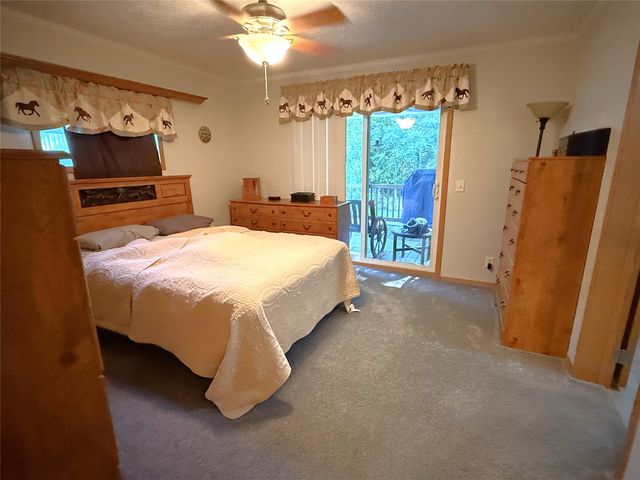 8 BERNWOOD Drive, Mckean, PA 16426