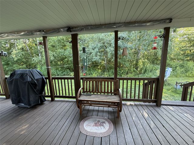 8 BERNWOOD Drive, Mckean, PA 16426