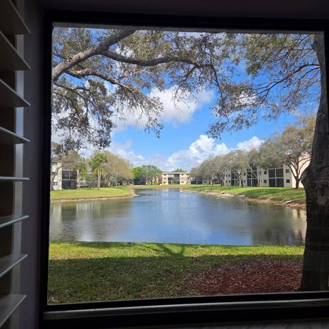 15456 Pembridge Drive 111, Delray Beach, FL 33484