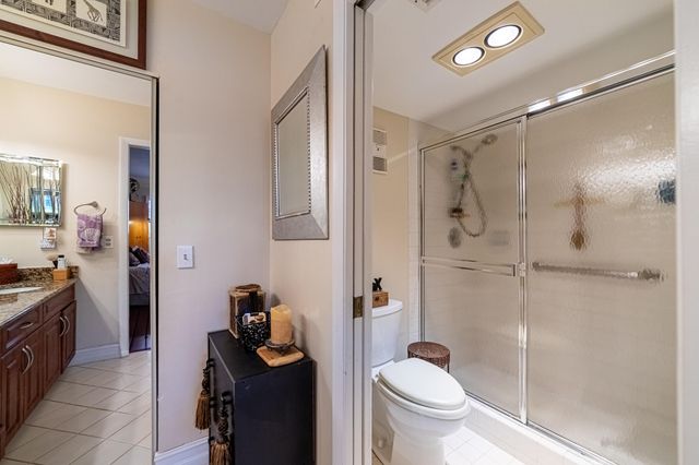 15456 Pembridge Drive 111, Delray Beach, FL 33484