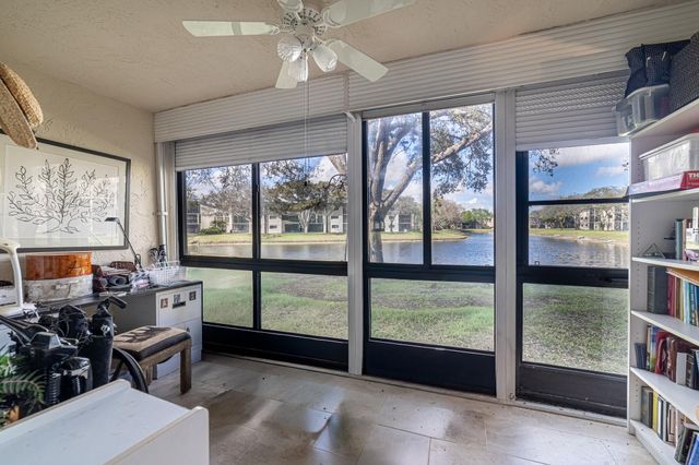 15456 Pembridge Drive 111, Delray Beach, FL 33484