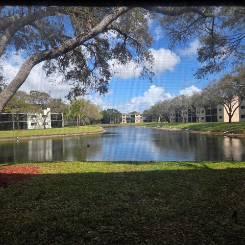 15456 Pembridge Drive 111, Delray Beach, FL 33484