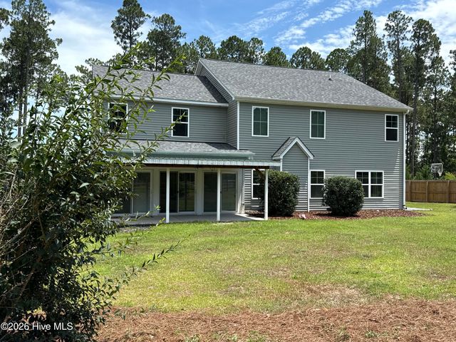 530 N Ridgecrest Street, Pinebluff, NC 28373