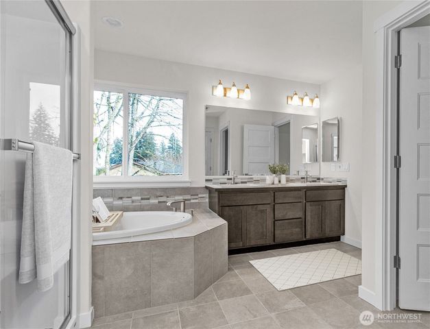 9645 7th Avenue SE, Lacey, WA 98513