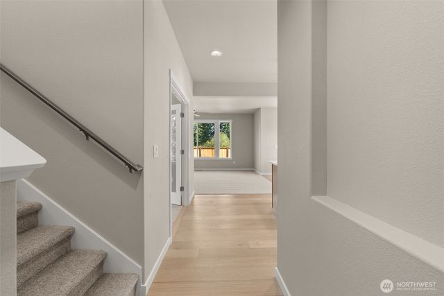 9645 7th Avenue SE, Lacey, WA 98513