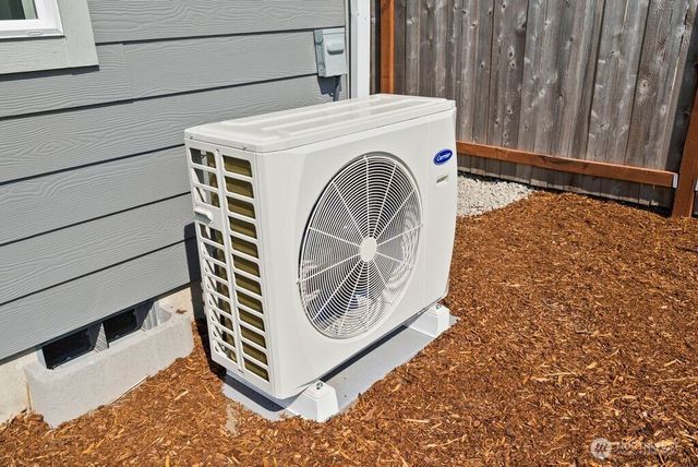 9645 7th Avenue SE, Lacey, WA 98513