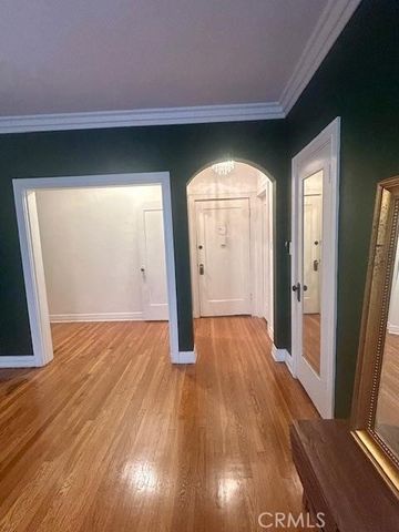 2121 James M Wood Boulevard 205, Los Angeles, CA 90006