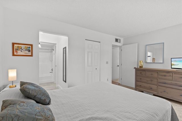 1581 AMBERLEA DRIVE S, Dunedin, FL 34698