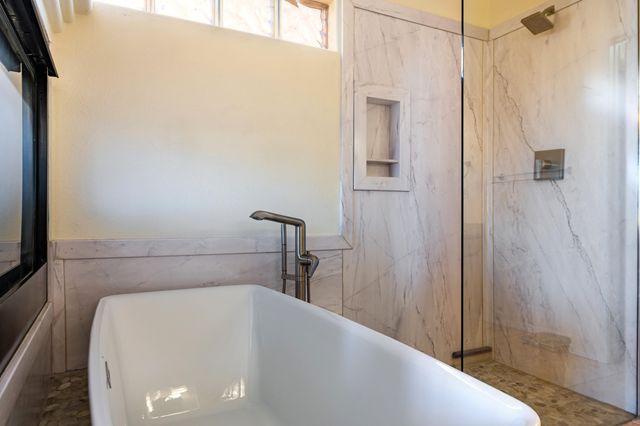 1408 Wilkes Way SE, Rio Rancho, NM 87124