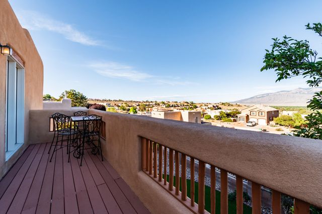 1408 Wilkes Way SE, Rio Rancho, NM 87124