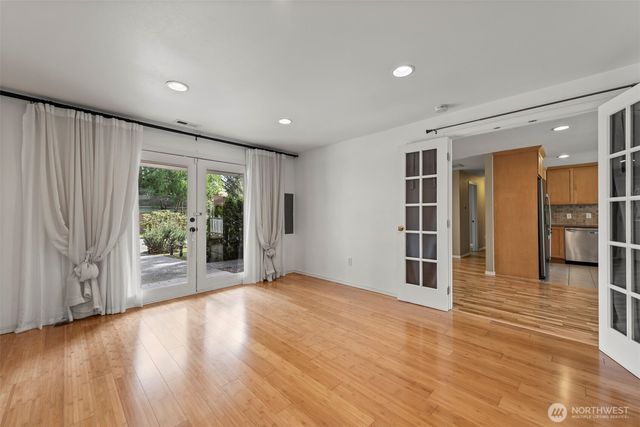 16608 NE 9th Street, Bellevue, WA 98008
