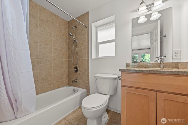 16608 NE 9th Street, Bellevue, WA 98008