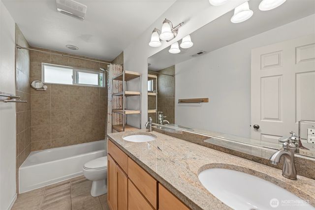16608 NE 9th Street, Bellevue, WA 98008
