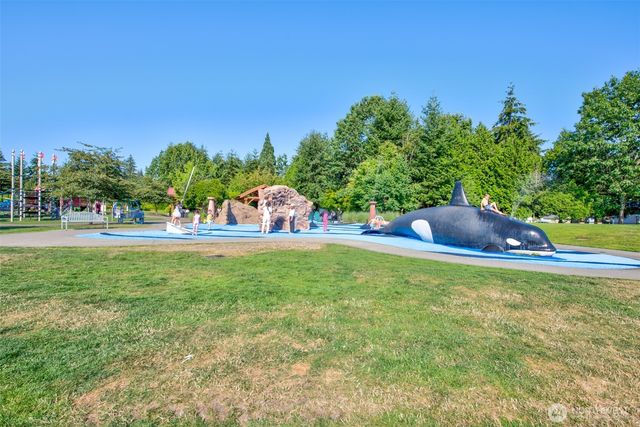 16608 NE 9th Street, Bellevue, WA 98008