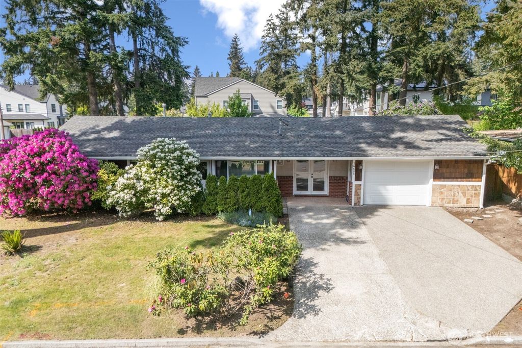 16608 NE 9th Street, Bellevue, WA 98008