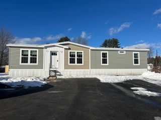 4 Gallo Way, Litchfield, NH 03052