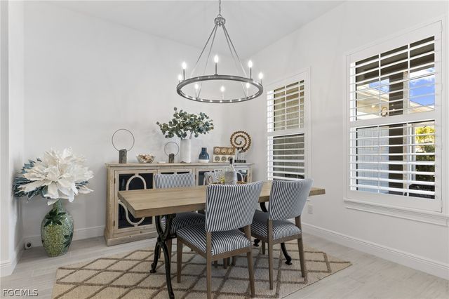 14806 Dockside LN, Naples, FL 34114