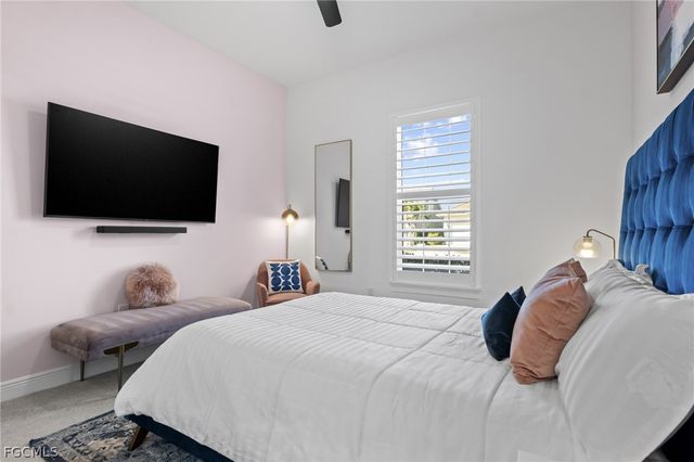 14806 Dockside LN, Naples, FL 34114