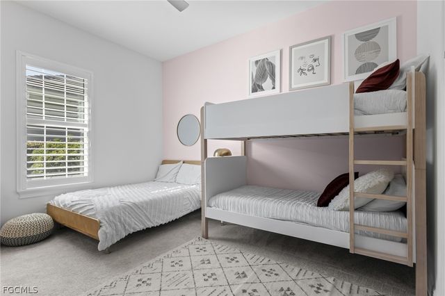 14806 Dockside LN, Naples, FL 34114