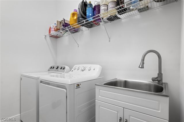 14806 Dockside LN, Naples, FL 34114