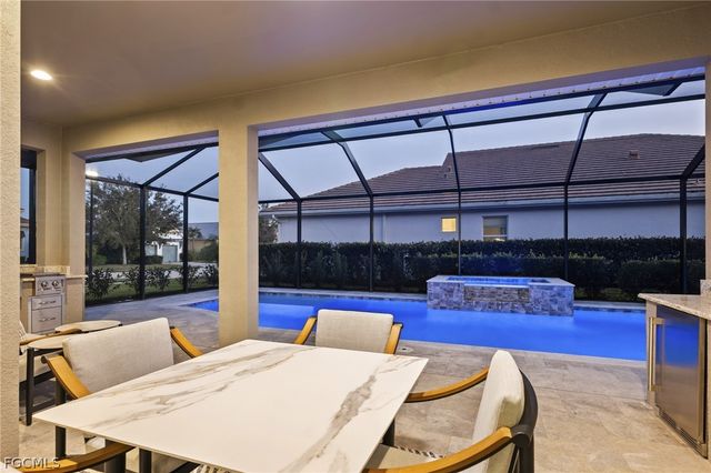 14806 Dockside LN, Naples, FL 34114