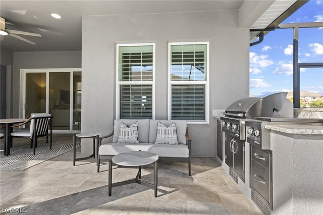 14806 Dockside LN, Naples, FL 34114