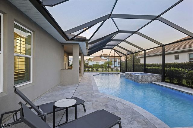 14806 Dockside LN, Naples, FL 34114