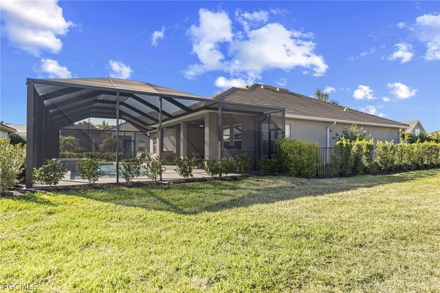 14806 Dockside LN, Naples, FL 34114