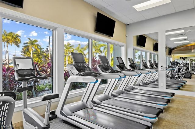 14806 Dockside LN, Naples, FL 34114