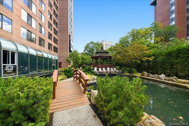 4 Martine Avenue 1507, White Plains, NY 10606