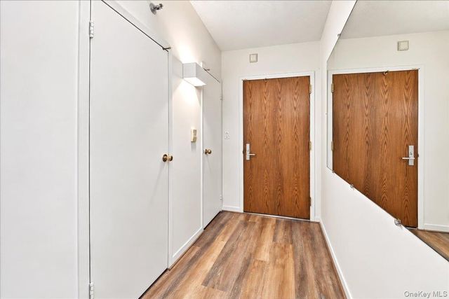4 Martine Avenue 1507, White Plains, NY 10606