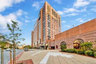 4 Martine Avenue 1507, White Plains, NY 10606
