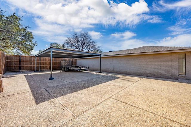 2202 Neely Ave, Midland, TX 79705