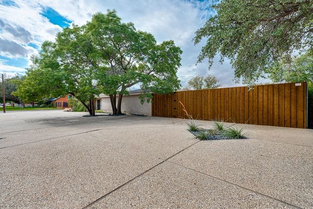 2202 Neely Ave, Midland, TX 79705