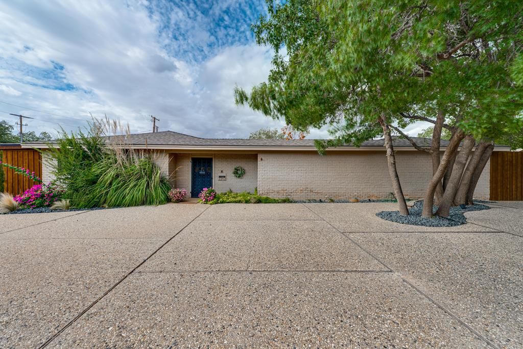 2202 Neely Ave, Midland, TX 79705