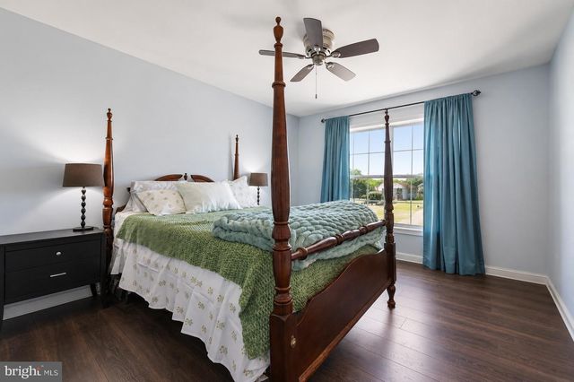12 MELISSA LN, Pilesgrove, NJ 08098
