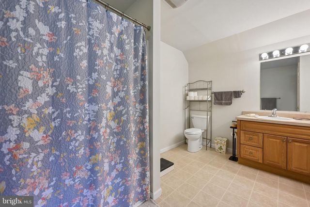 12 MELISSA LN, Pilesgrove, NJ 08098