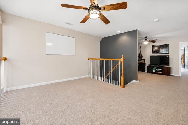 12 MELISSA LN, Pilesgrove, NJ 08098