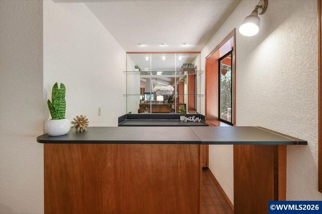 1380 NW Magnolia Dr, Corvallis, OR 97330