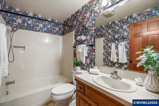 1380 NW Magnolia Dr, Corvallis, OR 97330