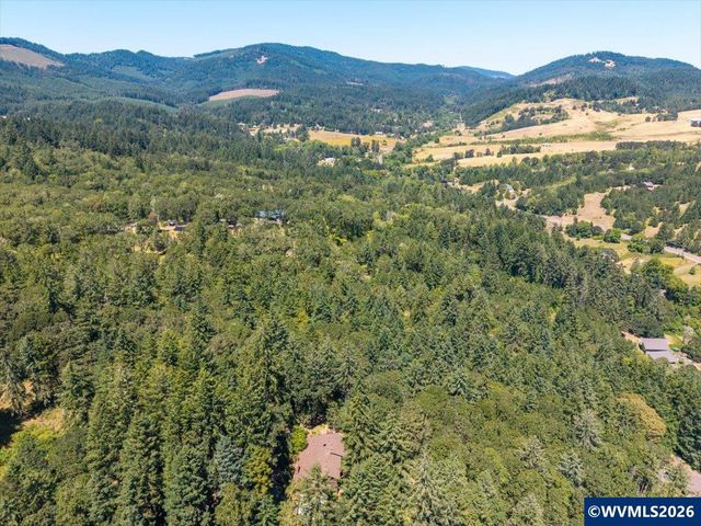 1380 NW Magnolia Dr, Corvallis, OR 97330
