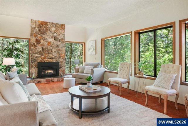 1380 NW Magnolia Dr, Corvallis, OR 97330