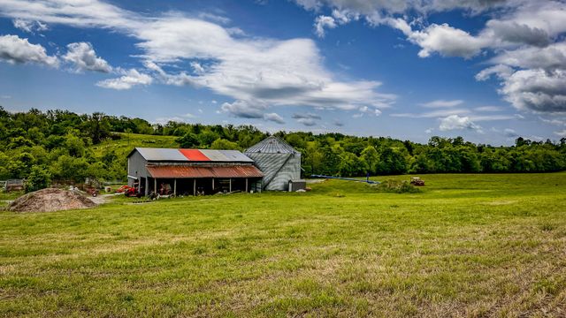 4465 US-150, Stanford, KY 40484