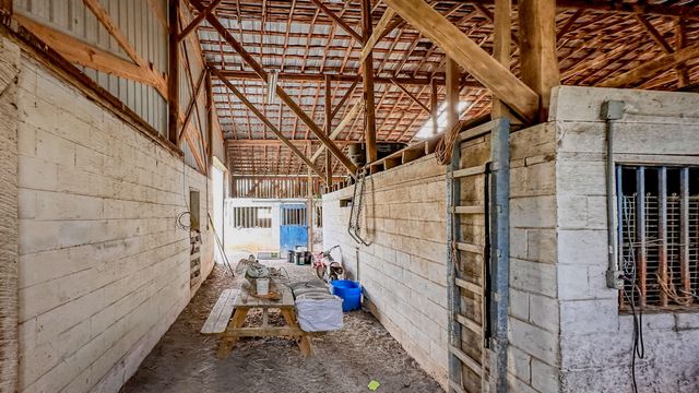 4465 US-150, Stanford, KY 40484