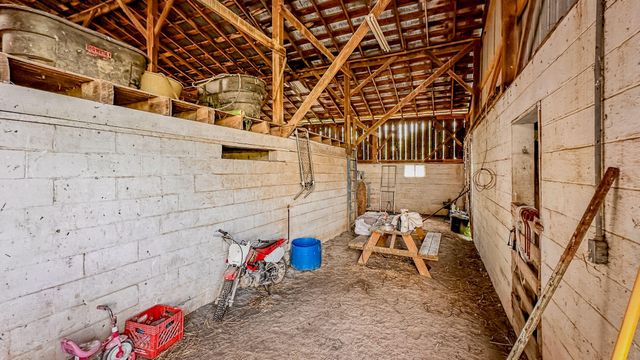 4465 US-150, Stanford, KY 40484