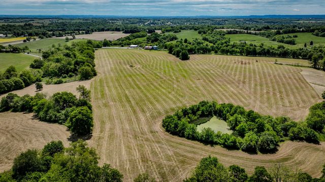 4465 US-150, Stanford, KY 40484